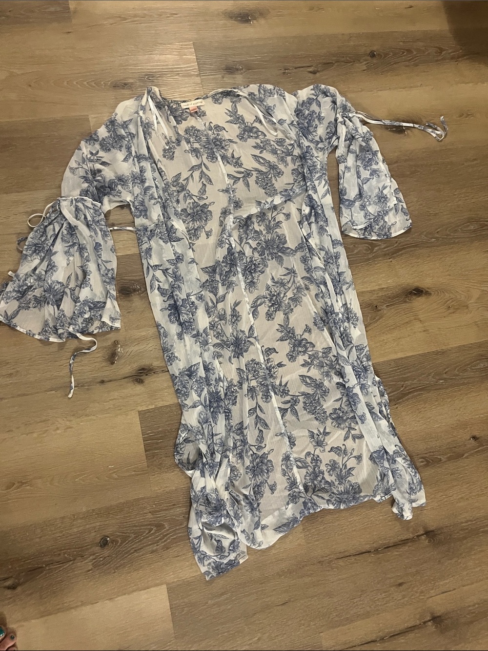 Blue Floral kimono